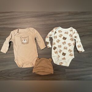 Adorable Bear Print Kids One Piece Set - Tan and Cream with matching hat - 3/6M